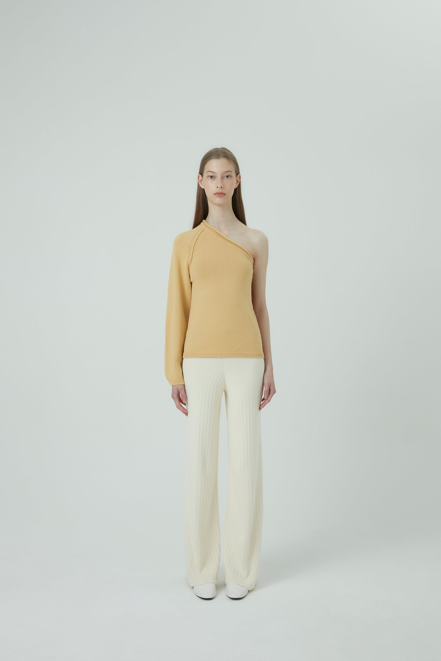 One Shoulder Top in Cotton and Cashmere (Butter)