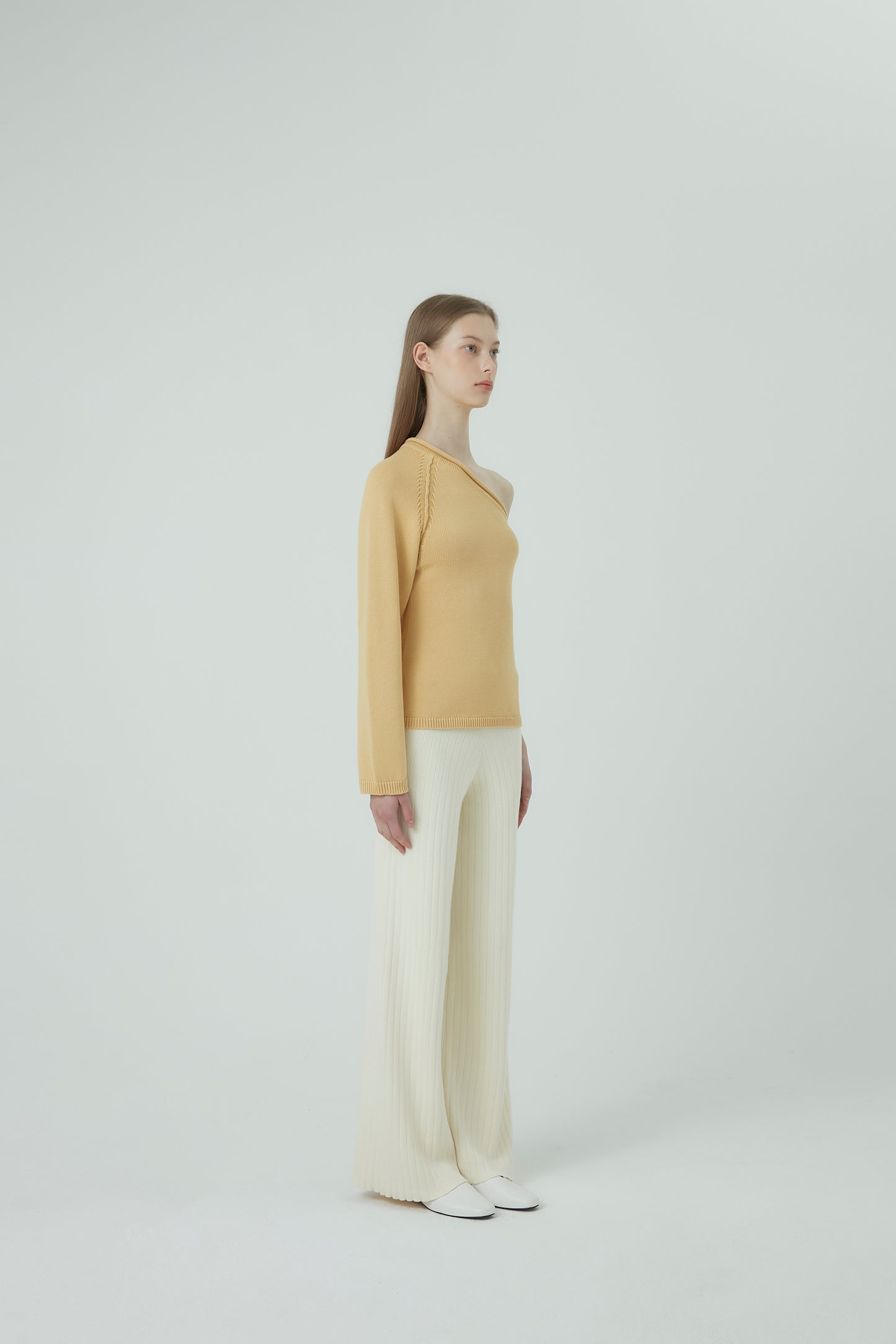 One Shoulder Top in Cotton and Cashmere (Butter)