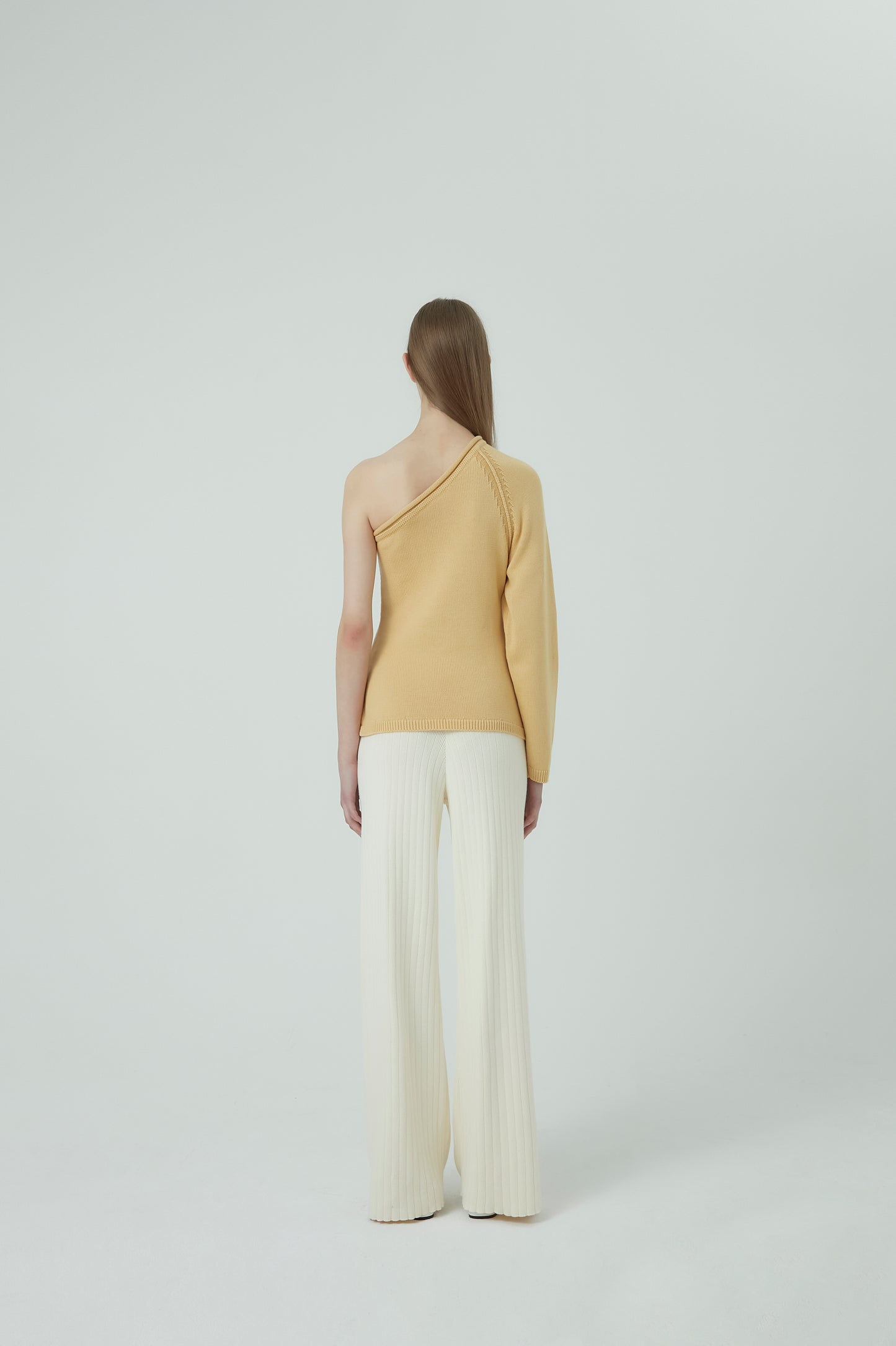 One Shoulder Top in Cotton and Cashmere (Butter)